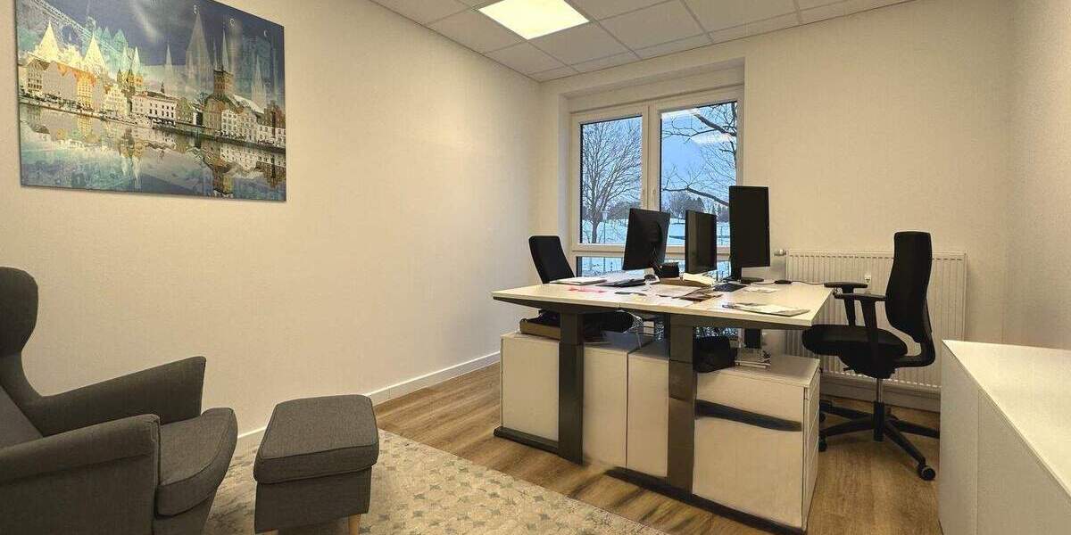 Gewerbeobjekt Stockelsdorf - 2.600.000&euro; | Angebot:25815785