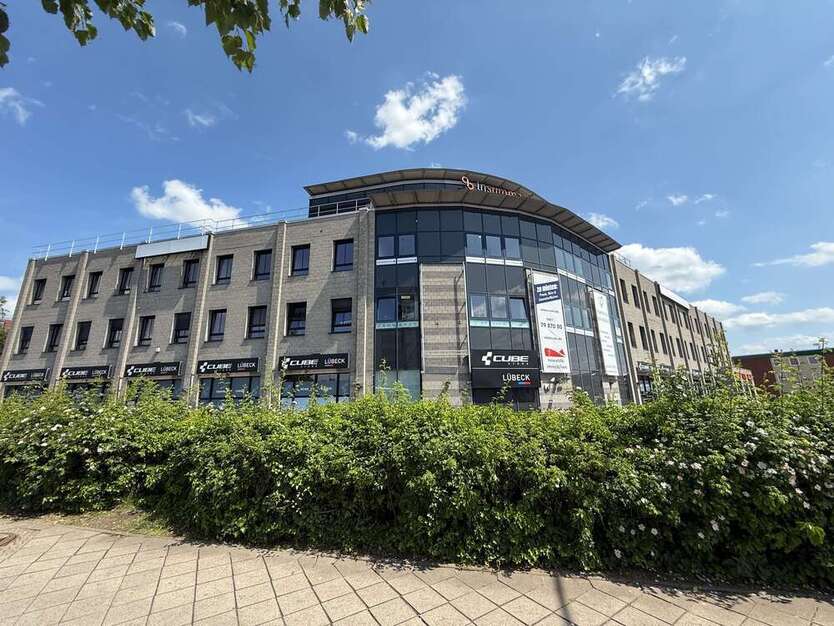 Büro in Lübeck 11.016 € 918 m²