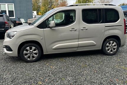 Opel Combo Life 174.300 km 9.490 &euro; Lübeck 23556
