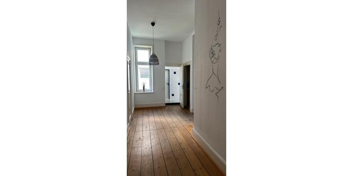 Etagenwohnung Lübeck Innenstadt - 3 Zimmer, 120 m&sup2;, 1.650&euro; | Angebot:25875535