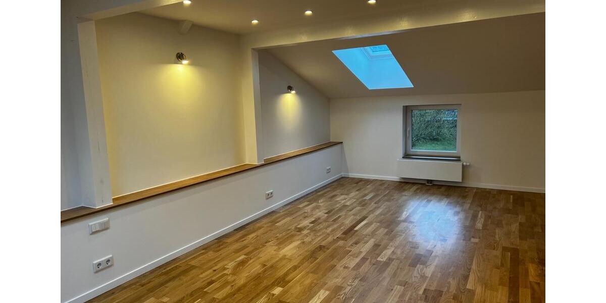 Reihenhaus Lübeck Sankt Lorenz Nord - 2 Zimmer, 90 m&sup2;, 1.350&euro; | Angebot:24830269