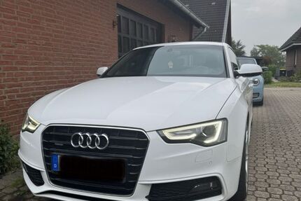 Audi A5 215.000 km 14.399 &euro; Lübeck 23552