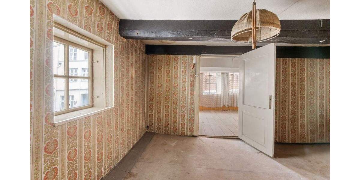 Mehrfamilienhaus, Wohnhaus Lübeck / Innenstadt Innenstadt - 8 Zimmer, 200 m&sup2;, 498.000&euro; | Angebot:25770316