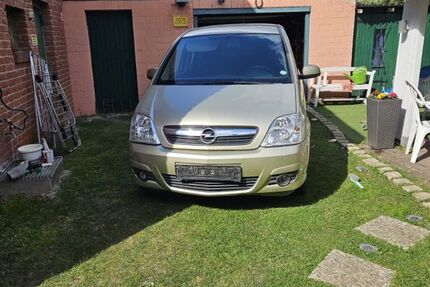 Opel Meriva 96.000 km 2.100 &euro; Reinfeld 23858
