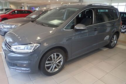 VW Touran 28.090 km 31.980 € Lübeck 23554