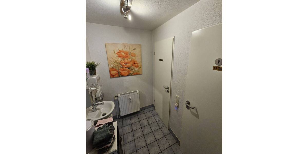 Gewerbeobjekt Bad Oldesloe - 5 Zimmer, 170 m&sup2;, 1.500&euro; | Angebot:26833578