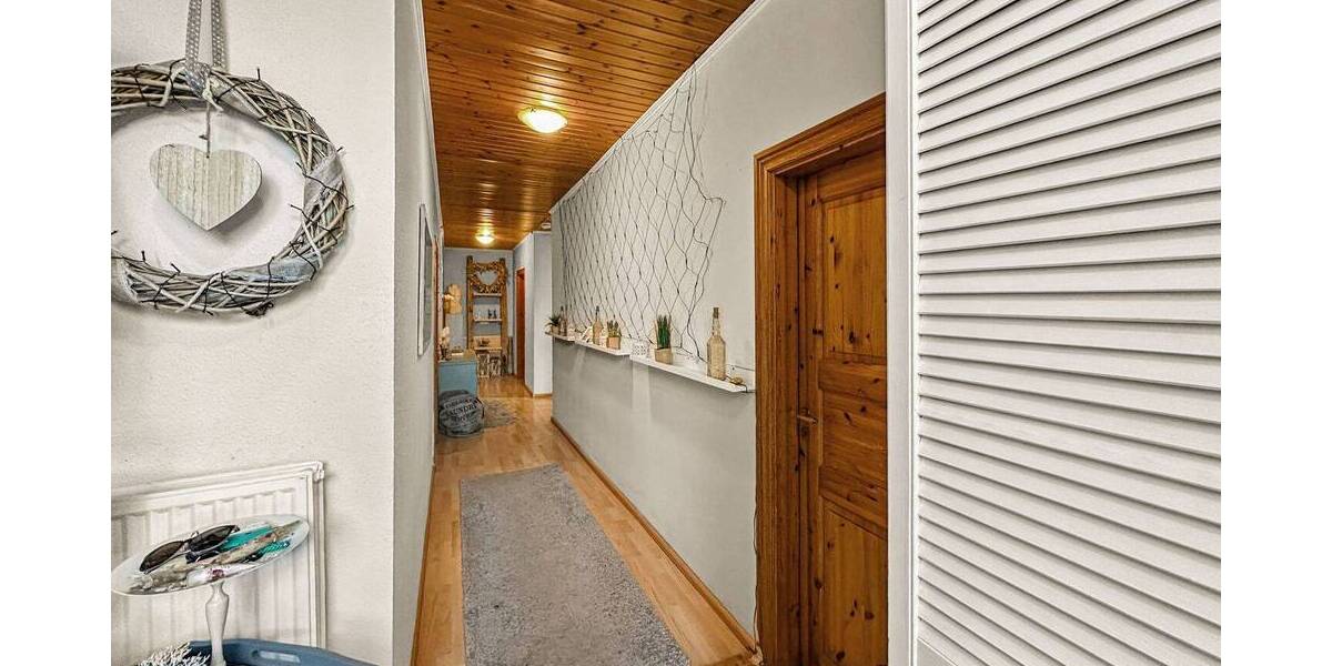 Etagenwohnung Rondeshagen - 5 Zimmer, 172 m&sup2;, 289.000&euro; | Angebot:26043594