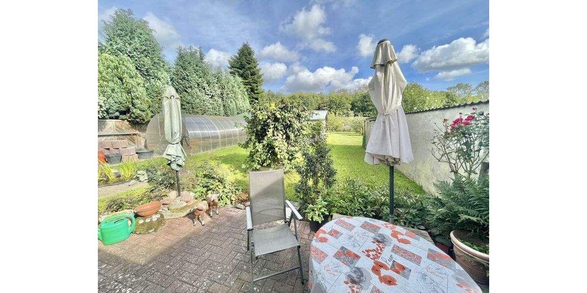 Doppelhaushälfte Rondeshagen Groß Weeden - 3 Zimmer, 115 m&sup2;, 220.000&euro; | Angebot:25745223