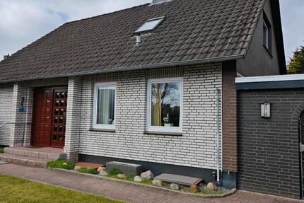Haus Bad Segeberg - 4 Zimmer, 124 m&sup2;, 338.000&euro; | Angebot:26322263