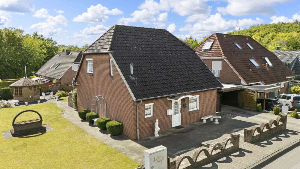 Einfamilienhaus Lübeck / Kücknitz Kücknitz - 4 Zimmer, 100 m&sup2;, 429.000&euro; | Angebot:26747974