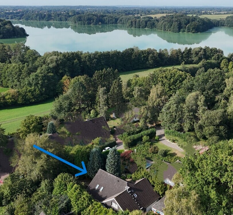 Großzügiges Einfamilienhaus zur vielfältigen Nutzung in der Nähe des Mözener Sees 9.5 zimmer