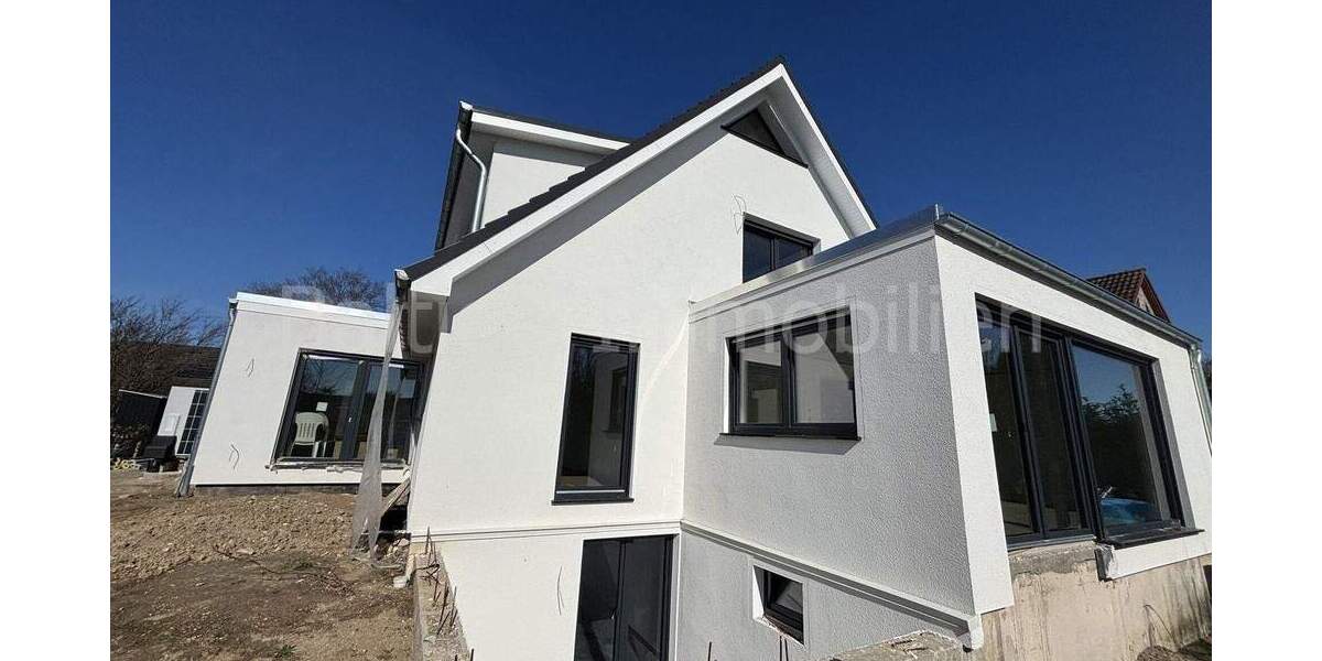 Etagenwohnung Neustadt - 2 Zimmer, 79 m&sup2;, 324.900&euro; | Angebot:25909347