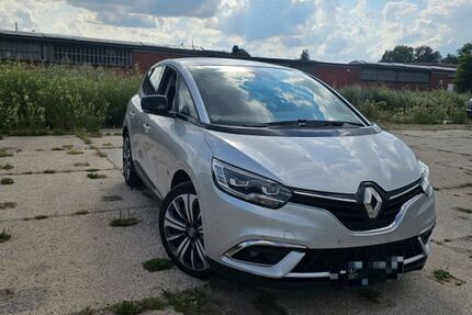 Renault Scenic 86.000 km 10.899 &euro; Lübeck 23560