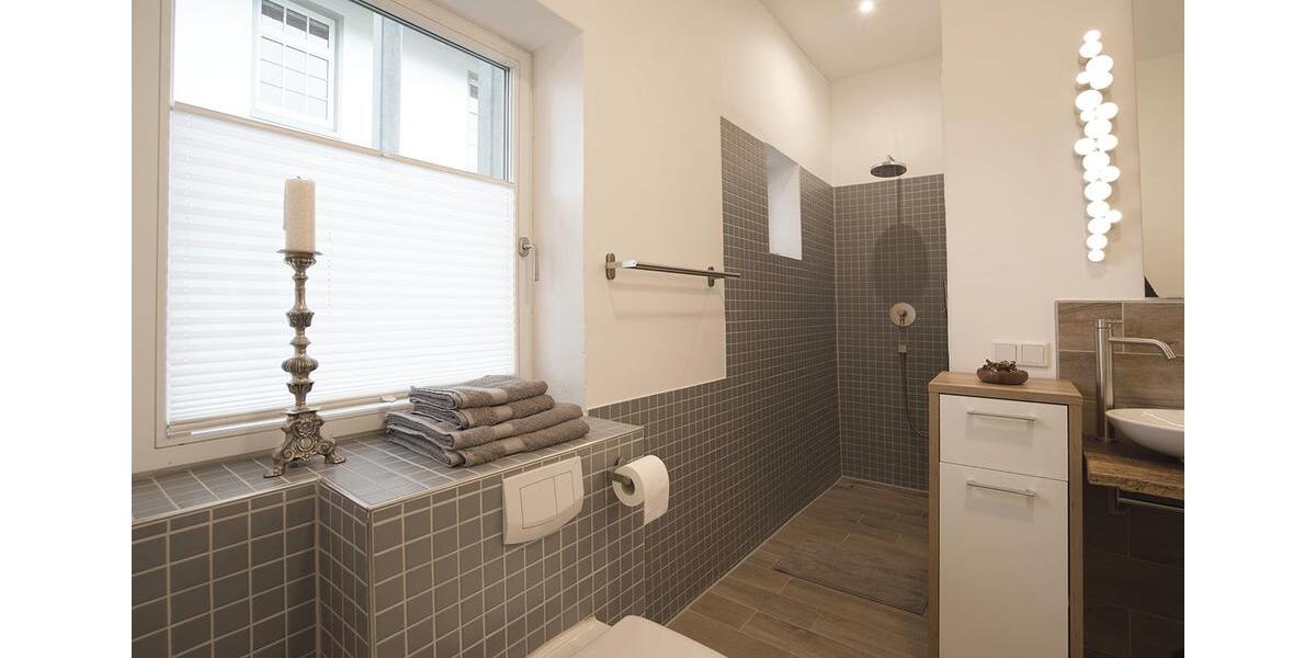 Erdgeschoßwohnung Bad Segeberg - 3 Zimmer, 100 m&sup2;, 1.650&euro; | Angebot:26221460