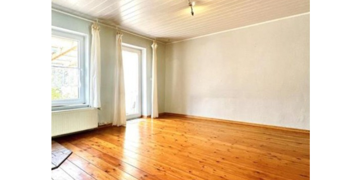 RMH auf Eigenland in Lübeck-Kücknitz, 6 km zur Ostsee 3.5 zimmer