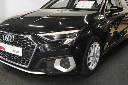 Audi A3 93.500 km 23.450 &euro; Lübeck 23556