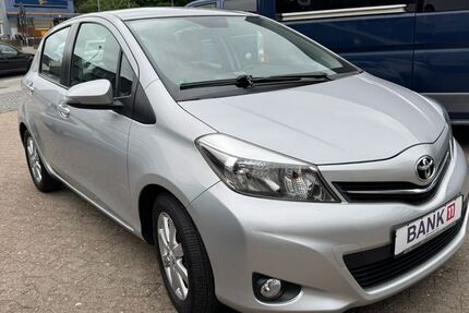 Toyota Yaris 176.011 km 7.490 &euro; Lübeck 23556
