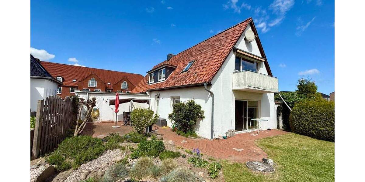 Mehrfamilienhaus, Wohnhaus Lübeck St. Lorenz Nord - 6 Zimmer, 168 m&sup2;, 398.000&euro; | Angebot:24808469