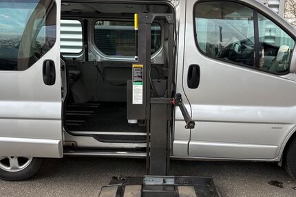 Opel Vivaro 96.000 km 16.990 &euro; Lübeck 23560