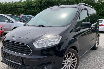 Ford Tourneo Courier 163.000 km 6.900 &euro; Stockelsdorf (Lübeck) 23617