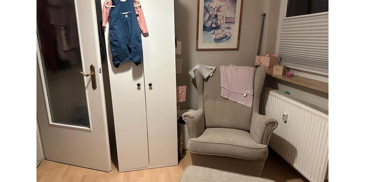 Dachgeschoßwohnung Reinfeld (Holstein) - 4 Zimmer, 100 m&sup2;, 1.000&euro; | Angebot:25269352