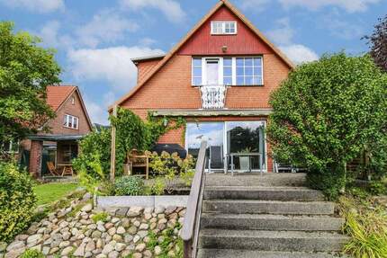 Charakterhaus in ruhiger Lage - für Handwerker und Macher, die beim Keller nicht zurückschrecken 5 zimmer