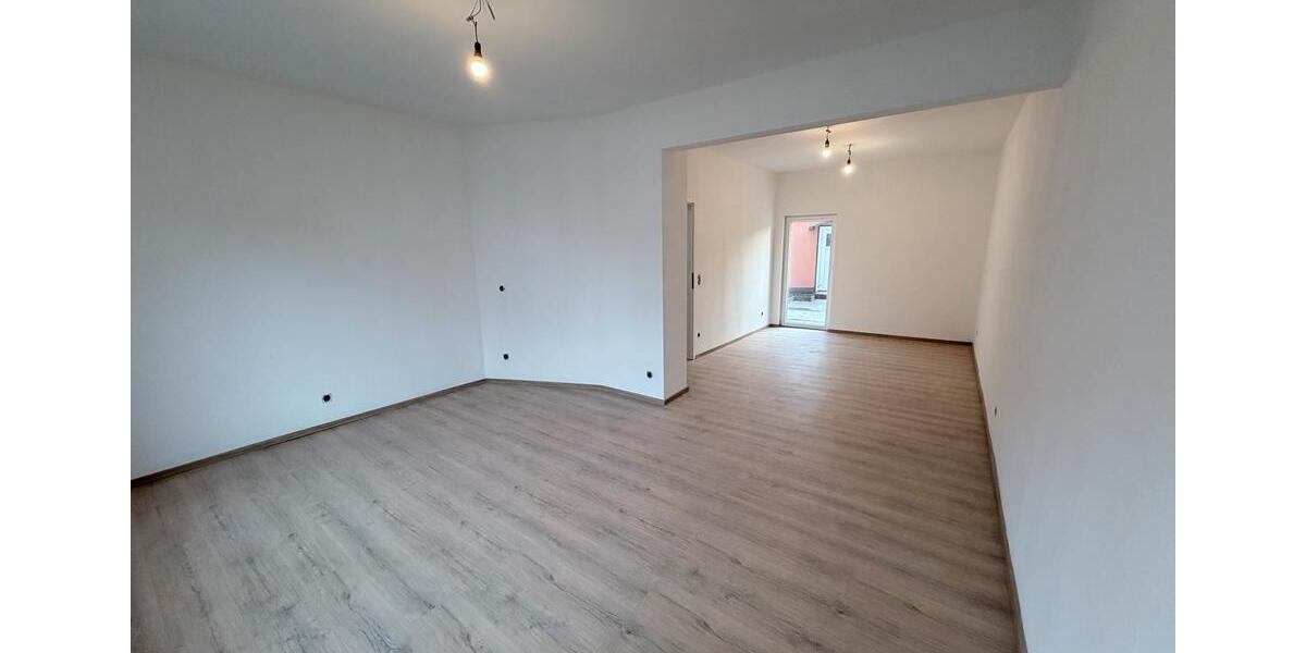 Renoviertes Einfamilienhaus zur Miete - Erstbezug nach Sanierung 4.5 zimmer