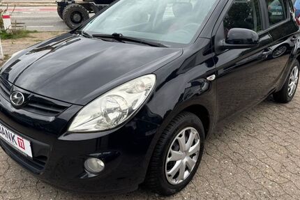 Hyundai i20 206.078 km 3.290 &euro; Lübeck 23556
