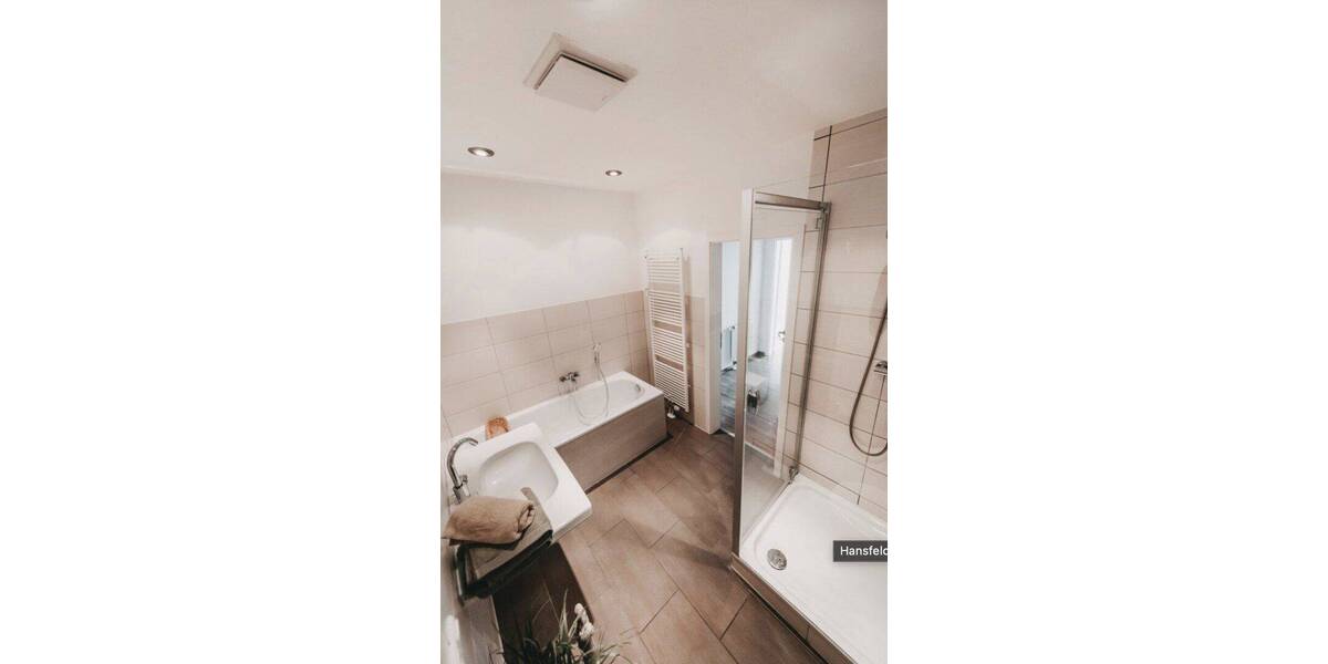 Etagenwohnung Hamberge Sandhof - 5 Zimmer, 137 m&sup2;, 1.576&euro; | Angebot:26798642