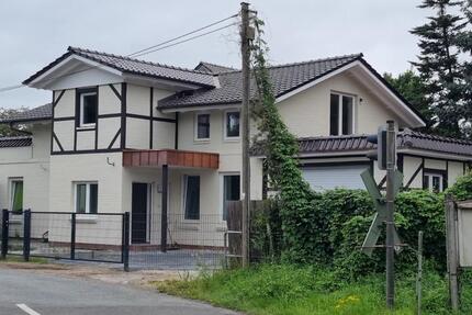 8 Zimmer Fachwerkhaus mit großer Garage 8 zimmer