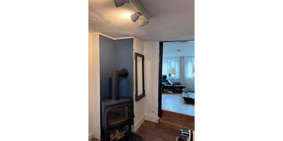 Etagenwohnung Lübeck Innenstadt - 2 Zimmer, 110 m&sup2;, 700&euro; | Angebot:25419605