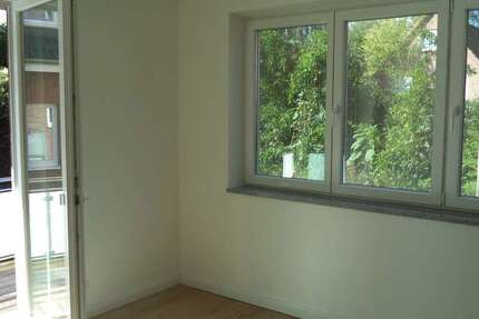 Wohnung Reinfeld - 3 Zimmer, 85 m&sup2;, 1.300&euro; | Angebot:25654565