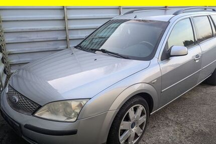 Ford Mondeo 235.470 km 750 &euro; Lübeck 23556