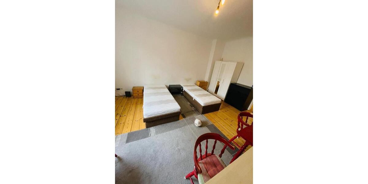 Etagenwohnung Bad Oldesloe - 1 Zimmer, 154 m&sup2;, 270&euro; | Angebot:25211097