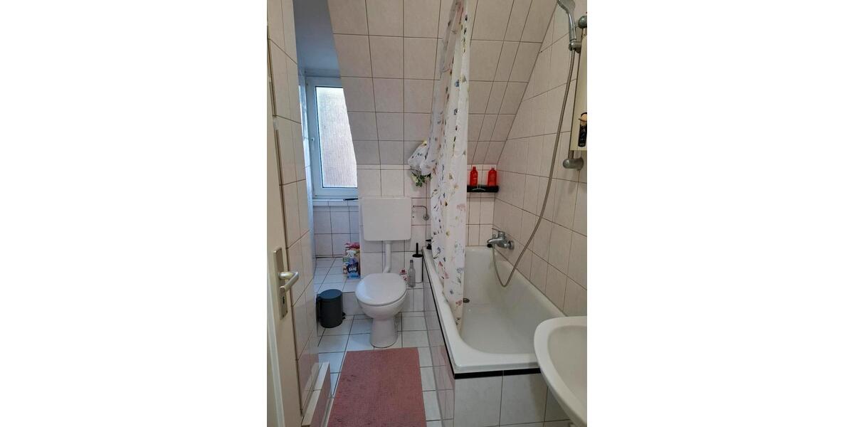 Room in Female WG from February, 1 Zimmer in Frauen-WG ab Februar 1 zimmer