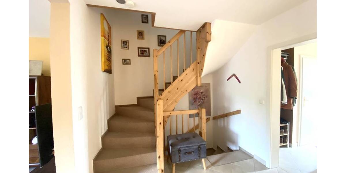 Reihenmittelhaus Stockelsdorf - 7 Zimmer, 140 m&sup2;, 475.000&euro; | Angebot:26029739