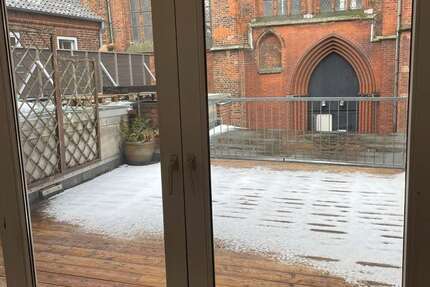 Wohnung Lübeck Innenstadt - 1 Zimmer, 50 m&sup2;, 700&euro; | Angebot:25235136