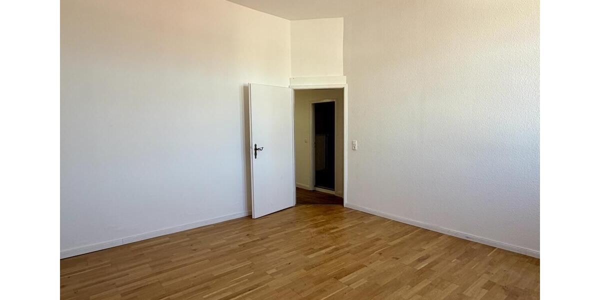 Dachgeschoßwohnung Lübeck Innenstadt - 4.5 Zimmer, 122 m&sup2;, 1.900&euro; | Angebot:26296726