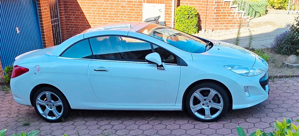 Peugeot 308 173.000 km 4.950 &euro; Lübeck 23560