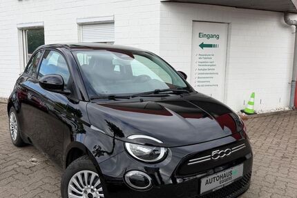Fiat 500e 14.440 km 13.790 &euro; Bad Segeberg 23795