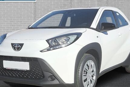 Toyota Aygo (X) 2.012 km 18.790 &euro; Lübeck 23566
