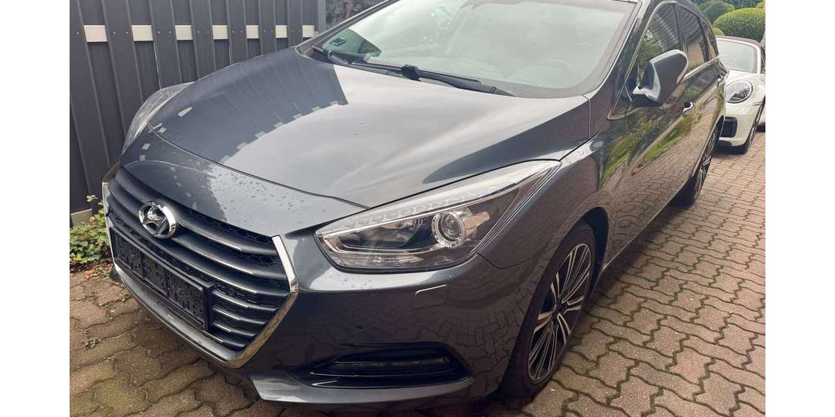 Hyundai i40 72.500 km 13.990 &euro; Lübeck 23554