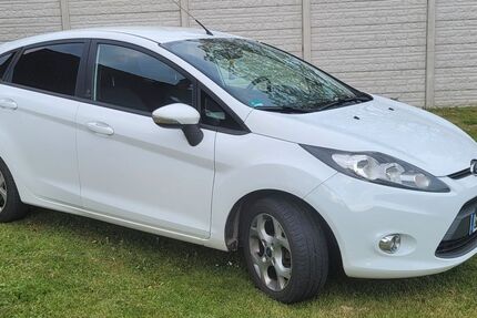 Ford Fiesta 184.800 km 3.700 &euro; Dassow 23942
