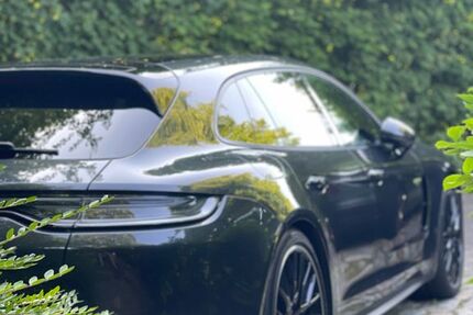 Porsche Panamera 73.500 km 76.500 &euro; Lübeck 23570