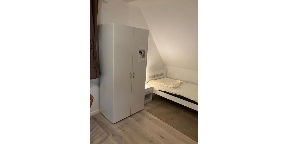 Dachgeschoßwohnung Ratekau Hobbersdorf - 1 Zimmer, 19 m&sup2;, 800&euro; | Angebot:24705476