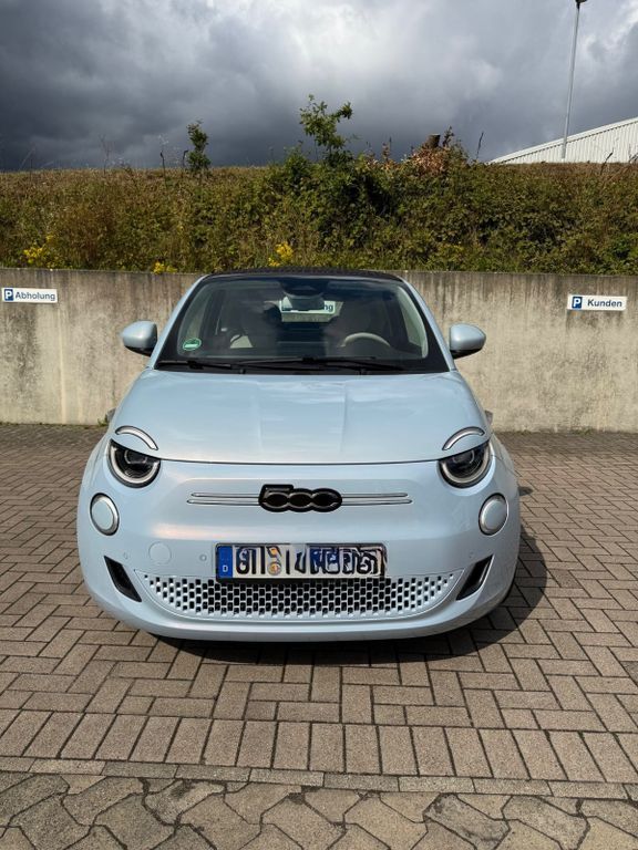 Fiat 500e 55.000 km 17.590 € Scharbeutz 23684
