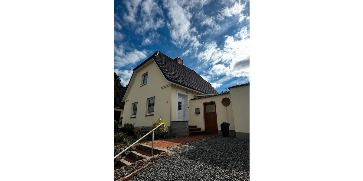 Einfamilienhaus Bad Segeberg - 4 Zimmer, 100 m&sup2;, 289.000&euro; | Angebot:26248800