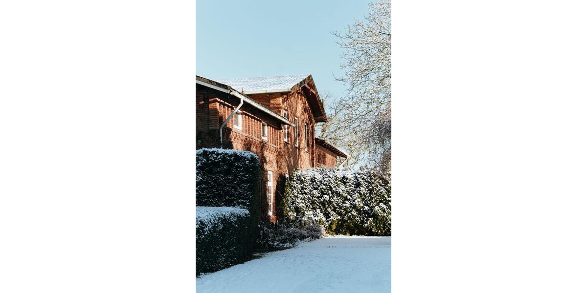 Dachgeschoßwohnung Rohlstorf - 3 Zimmer, 95 m&sup2;, 1.250&euro; | Angebot:24838914