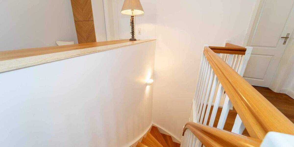 Einfamilienhaus Timmendorfer Strand - 6 Zimmer, 220 m&sup2;, 3.600&euro; | Angebot:25389855