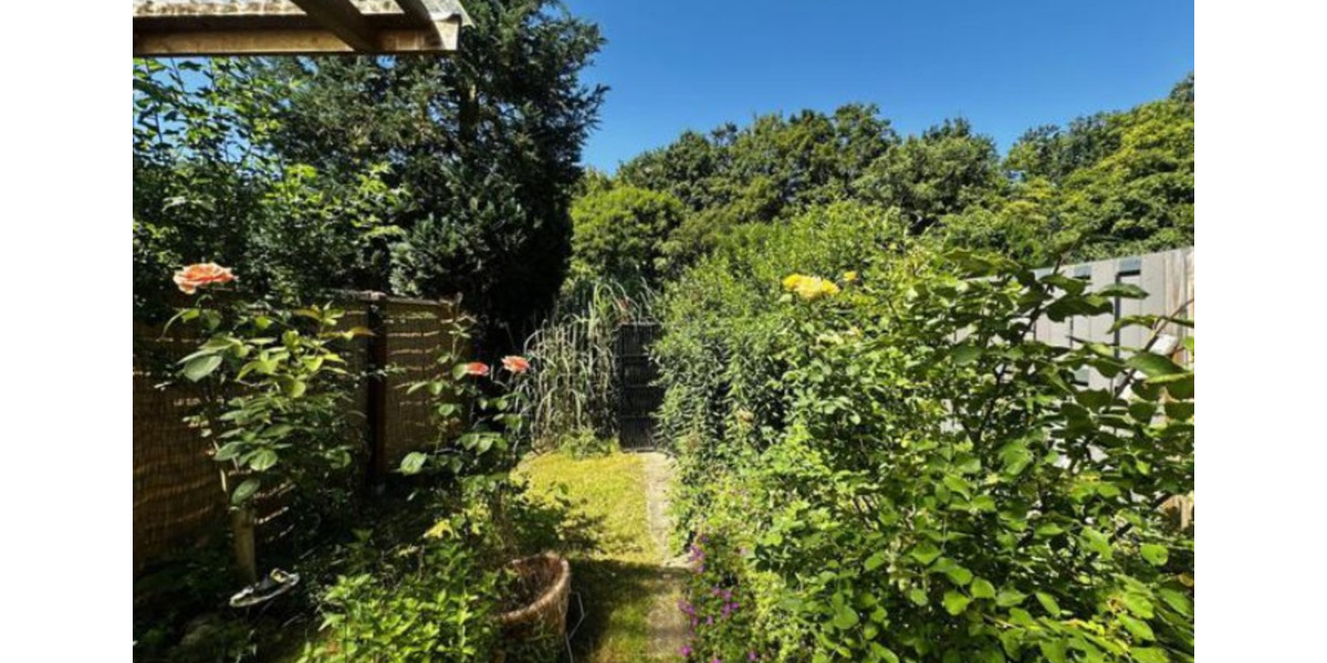 RMH auf Eigenland in Lübeck-Kücknitz, 6 km zur Ostsee 3.5 zimmer